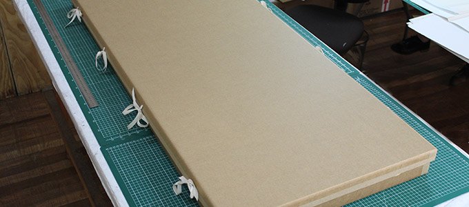 Caja de conservación y de almacenamiento para escultura